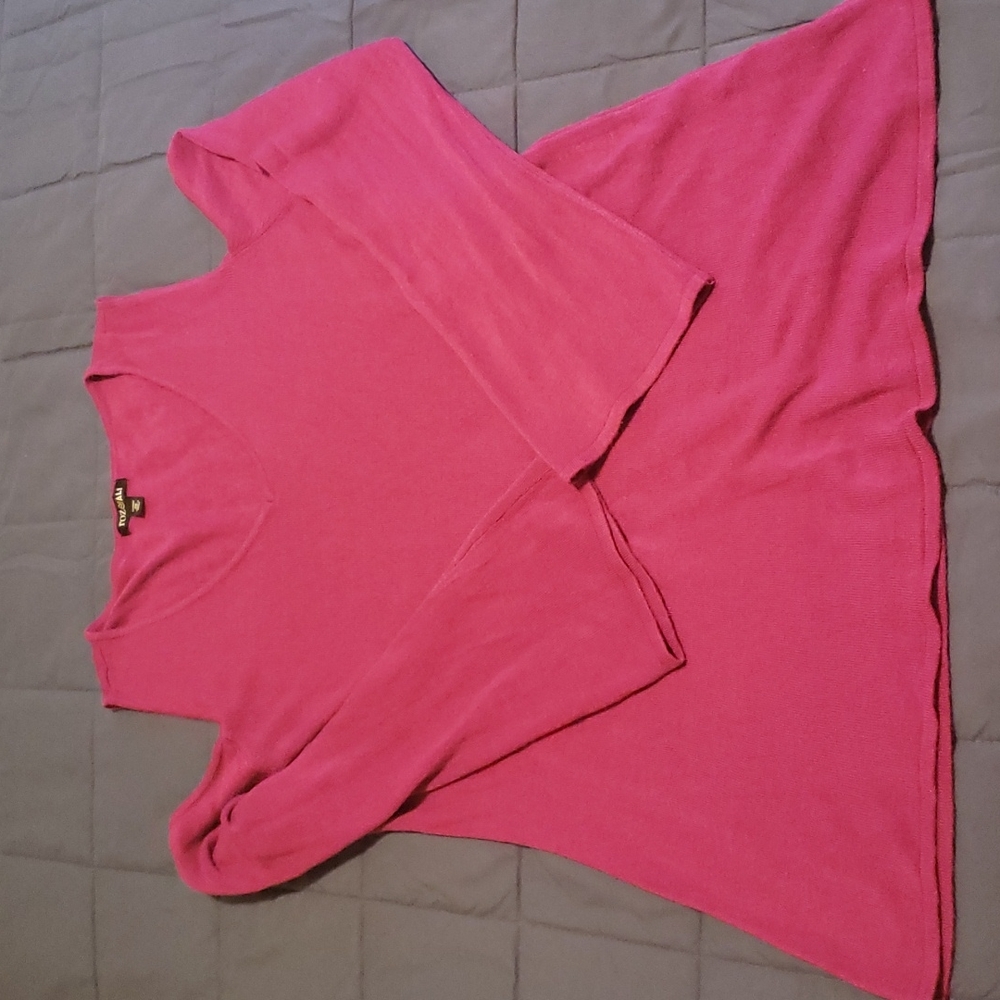 2X Cold shoulder sweater
